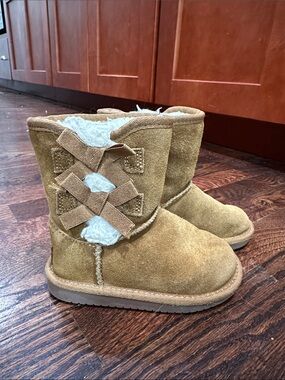 Koolaburra Kids Tan Suede Boots with Shearling Trim